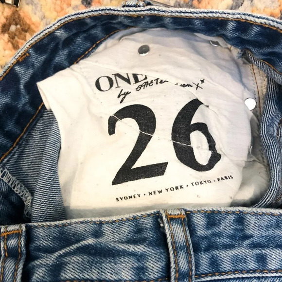 One Teaspoon Trashed Free Birds Distressed Denim Low Waist Skinny Jeans 26 EUC - Picture 8 of 8